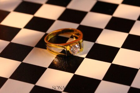 22k Gold Single Stone Ring with Two-Tone Band