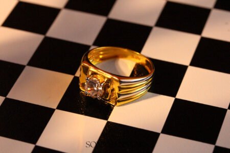 22k Gold Single Stone Ring with Two-Tone Grooved Band