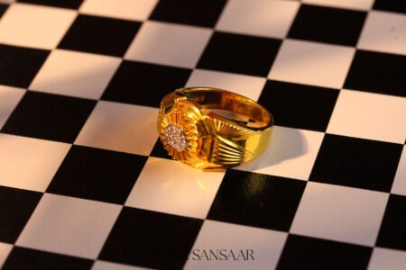22k Gold Hexagonal Cluster Ring with Sunburst Detailing
