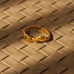 22k Gold Ladies Fancy Hands Holding Heart Ring with Faceted Heart Accent