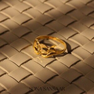 22k Gold Ladies Fancy Hearts Ring with Interwoven Geometric Motif