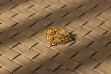 22K Gold Ladies Fancy Hearts Ring with Openwork Filigree Design