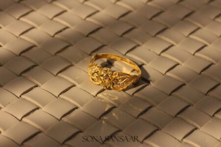 22k Gold Ladies Fancy Hearts Ring with Triple Faceted Motifs