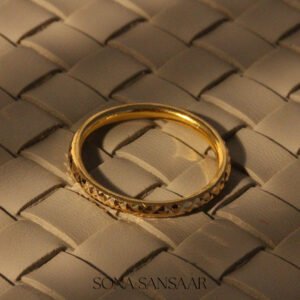 22K Gold Diamond-Cut Band Ring with Faceted Pattern Design
