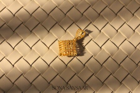 22k Gold Square Weave Pendant