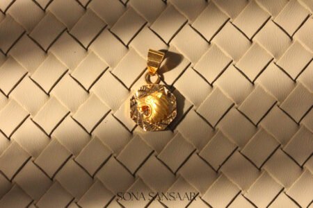 22K Gold Octagon Pendant with Lion Head Design